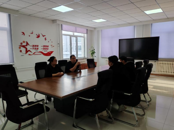 扎賚諾爾區(qū)就業(yè)服務(wù)中心 政企攜手，電商咨詢覓良策，共促發(fā)展新篇章