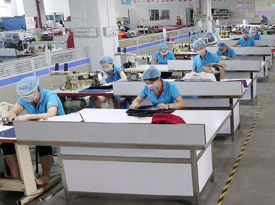 如何選擇優(yōu)質(zhì)的廣東箱包代工廠家 關(guān)鍵因素與推薦